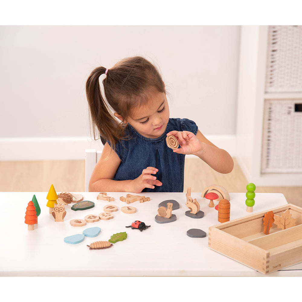 Woodland Trail Discovery Set | 37-Piece Beechwood Nature Playset